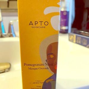 Apto Skincare Pomegranate mask